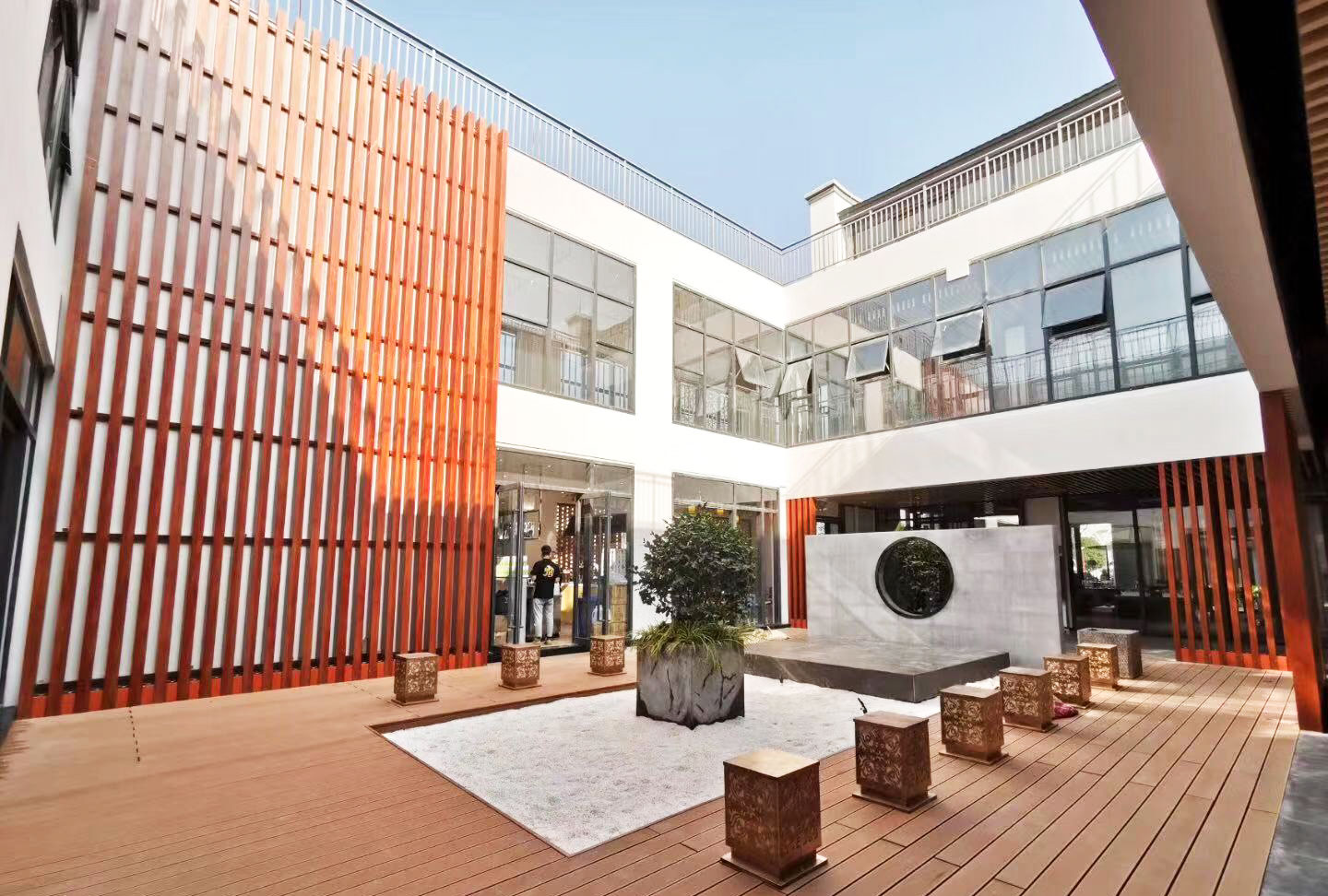 昆明-滇池會(huì)展中心旅游小鎮(zhèn)